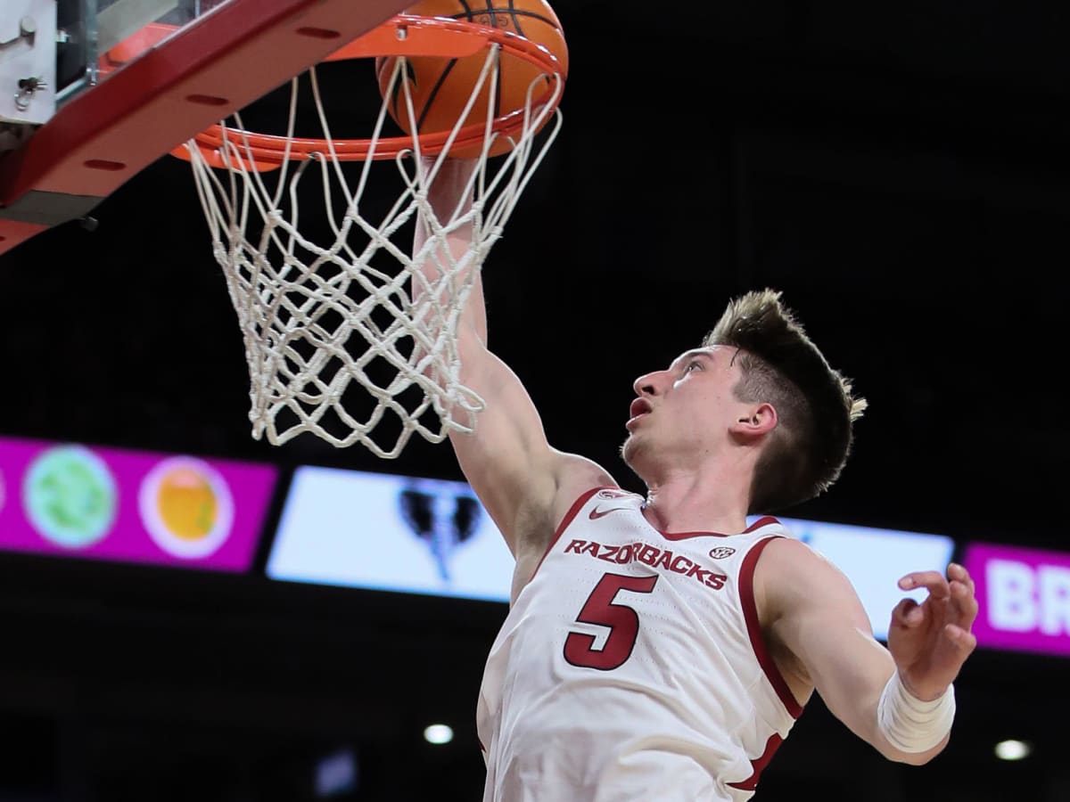 Razorbacks men's basketball to play game in North Little Rock