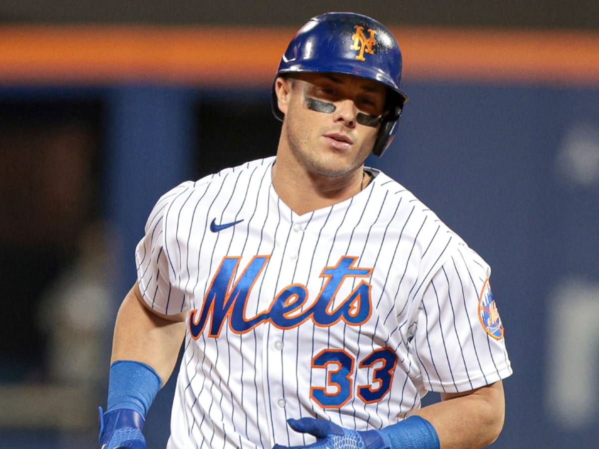 Mets' James McCann passes test in move to first base