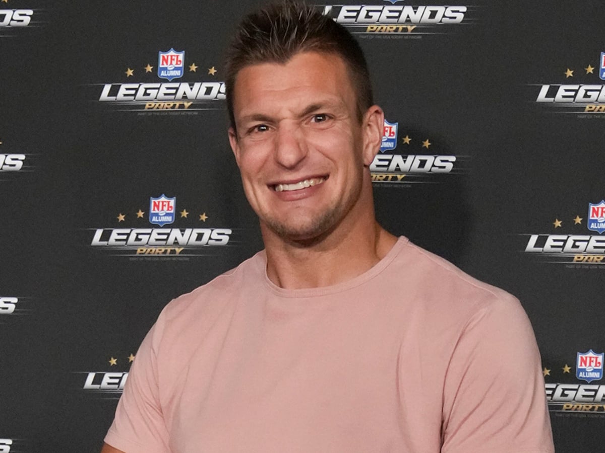 Two teams reached out to Rob Gronkowski after he tweeted I'm kinda