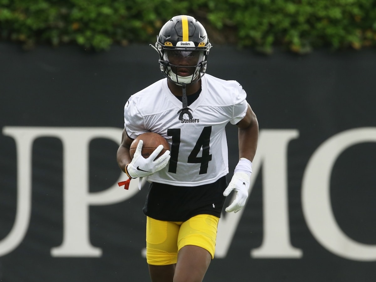 Pittsburgh Steelers WR George Pickens Suffers Hamstring Injury