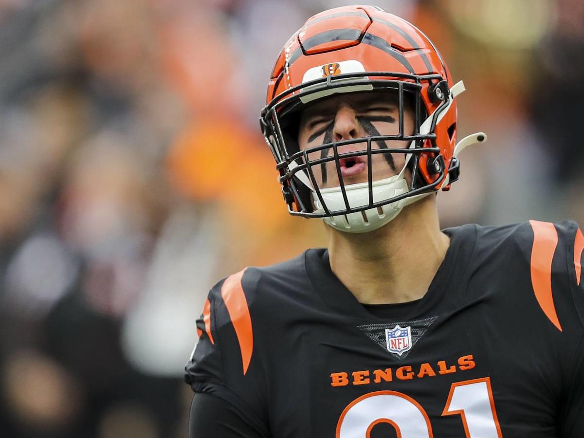 Report: Bengals defensive end Trey Hendrickson expected to miss multiple  weeks with broken wrist