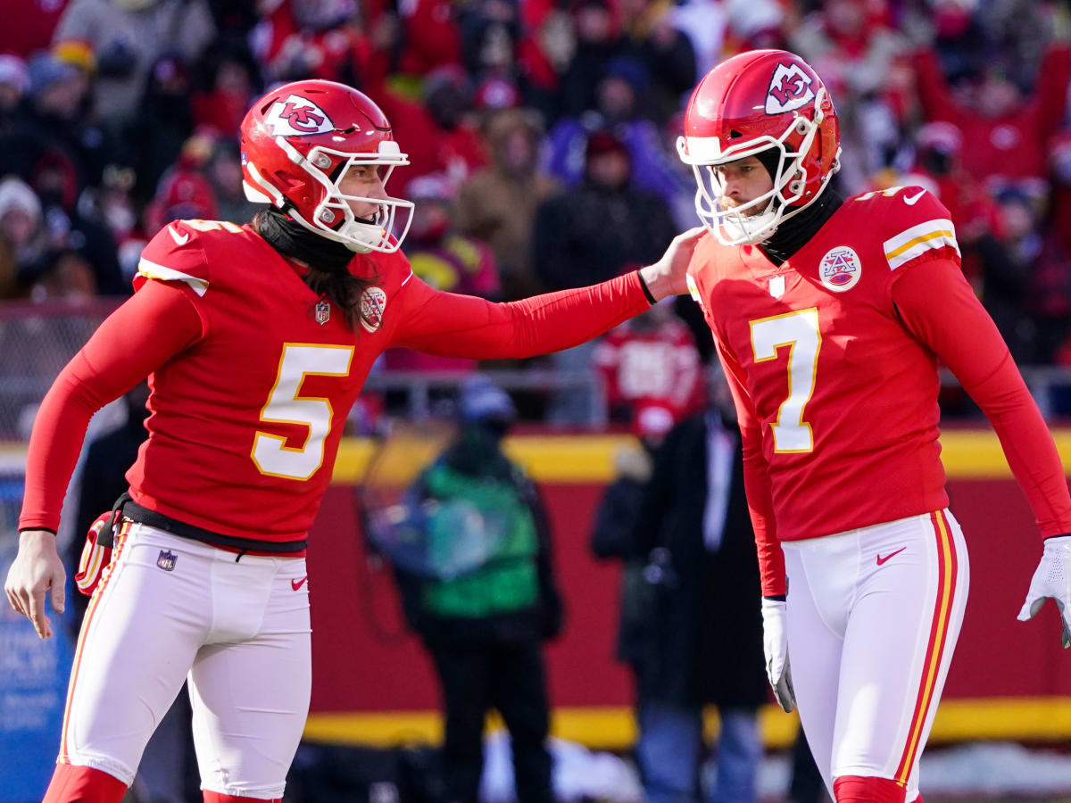 Tommy Townsend Reportedly Re-Signs With Kansas City Chiefs for 2023 -  Sports Illustrated Kansas City Chiefs News, Analysis and More