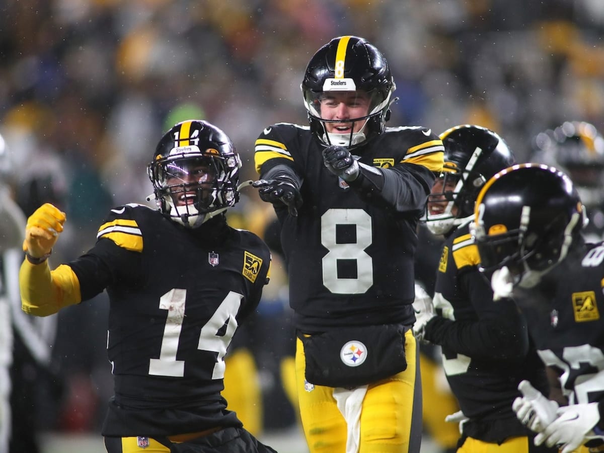 Steelers keep playoff hopes alive with late rally vs. Raiders as