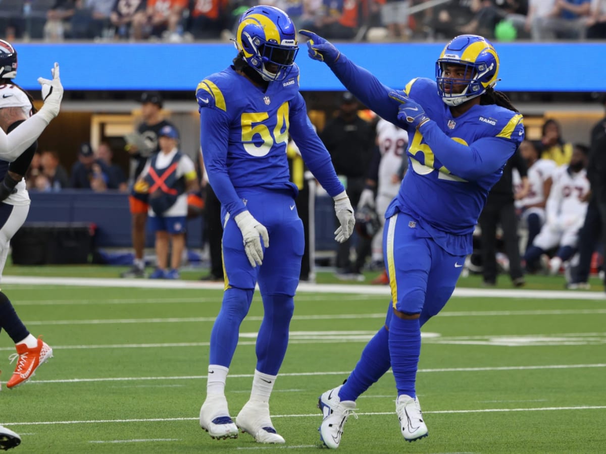 Larrell Murchison of the Los Angeles Rams tackles Jaleel