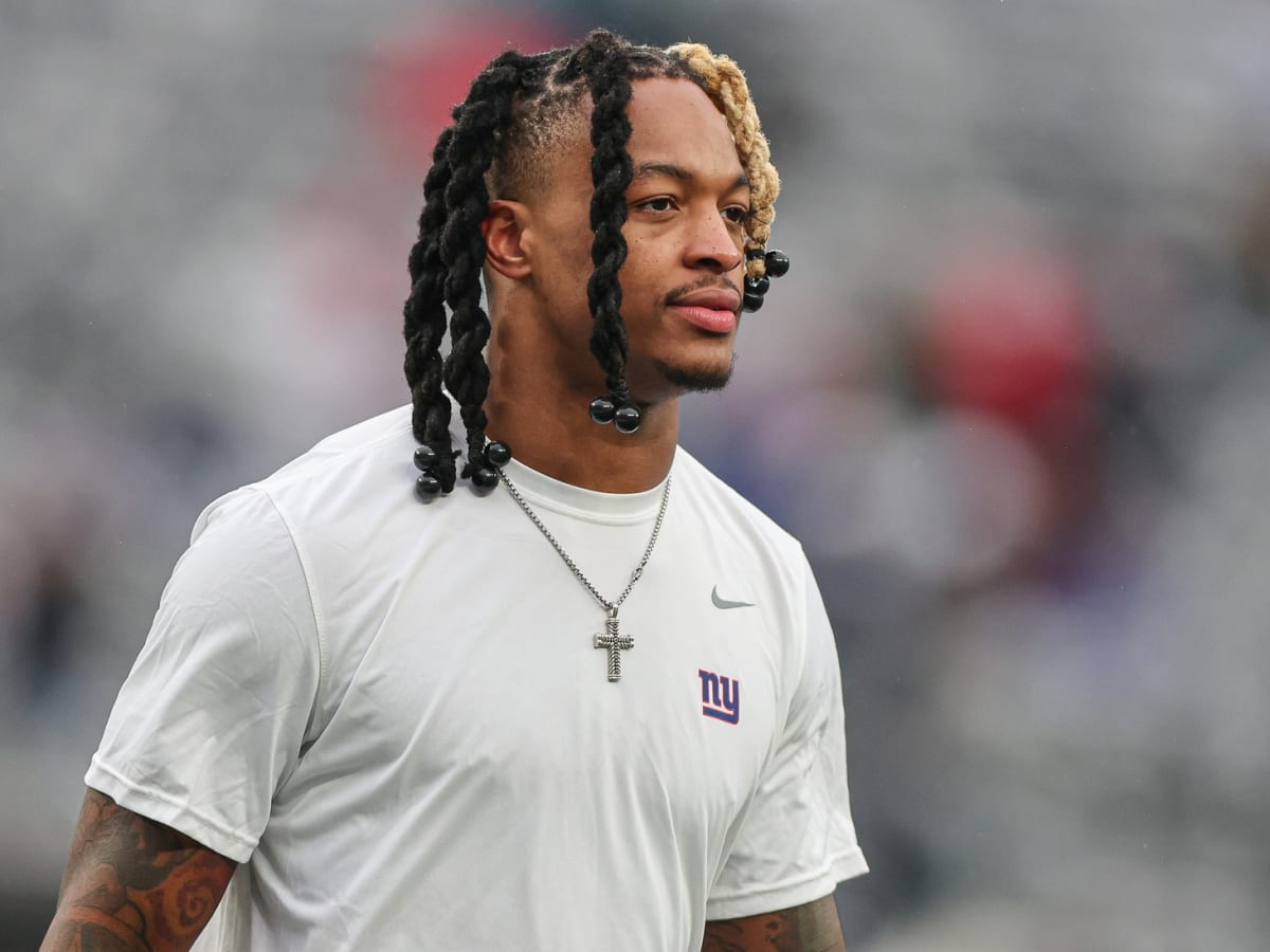 New York Giants safety Dane Belton (24) defends against the Detroit Lions  during an NFL football game Sunday, Nov. 20, 2022, in East Rutherford, N.J.  (AP Photo/Adam Hunger Stock Photo - Alamy