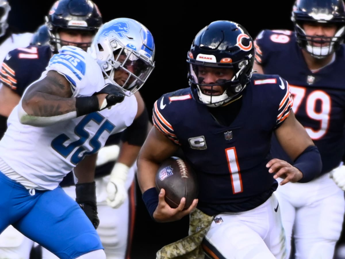 Justin Fields player props odds, tips and betting trends for Week 3, Bears  vs. Texans