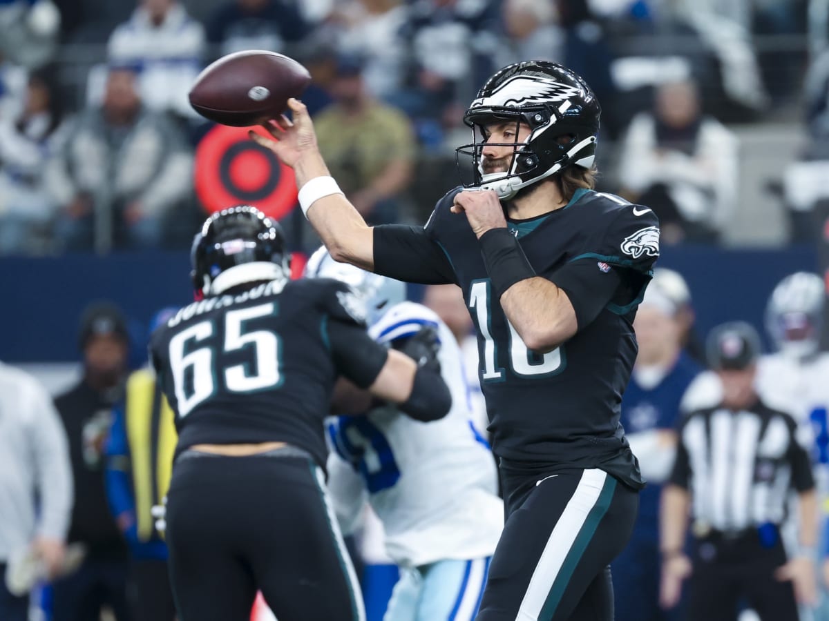 Philadelphia Eagles Stagnant vs. Commanders, Trail at Halftime - Sports  Illustrated Philadelphia Eagles News, Analysis and More