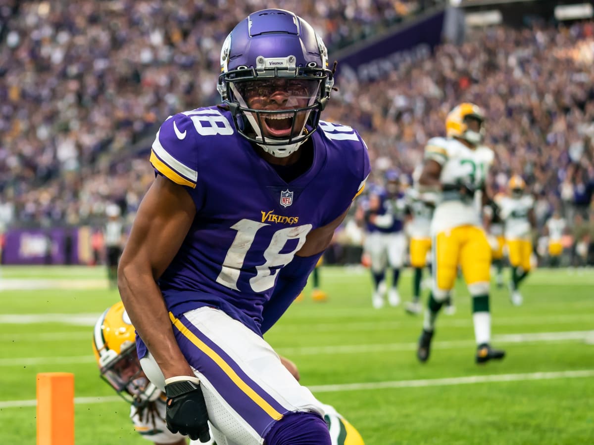 Watch: Justin Jefferson Makes the Catch of the Year to Keep the Vikings  Alive - Sports Illustrated Minnesota Vikings News, Analysis and More