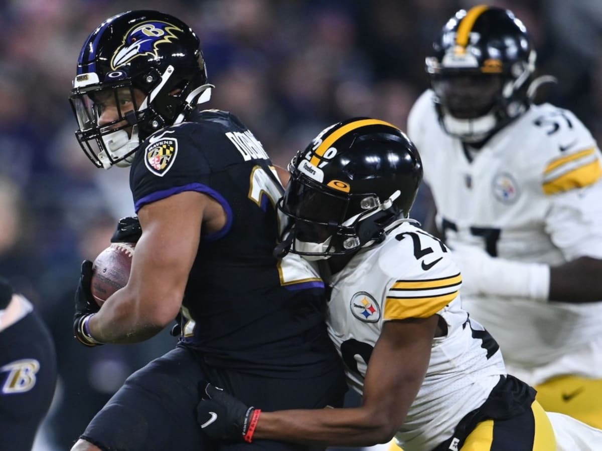 Steelers vs. Ravens final score, result: Kenny Pickett's late heroics keeps  Pittsburgh's playoff dreams alive
