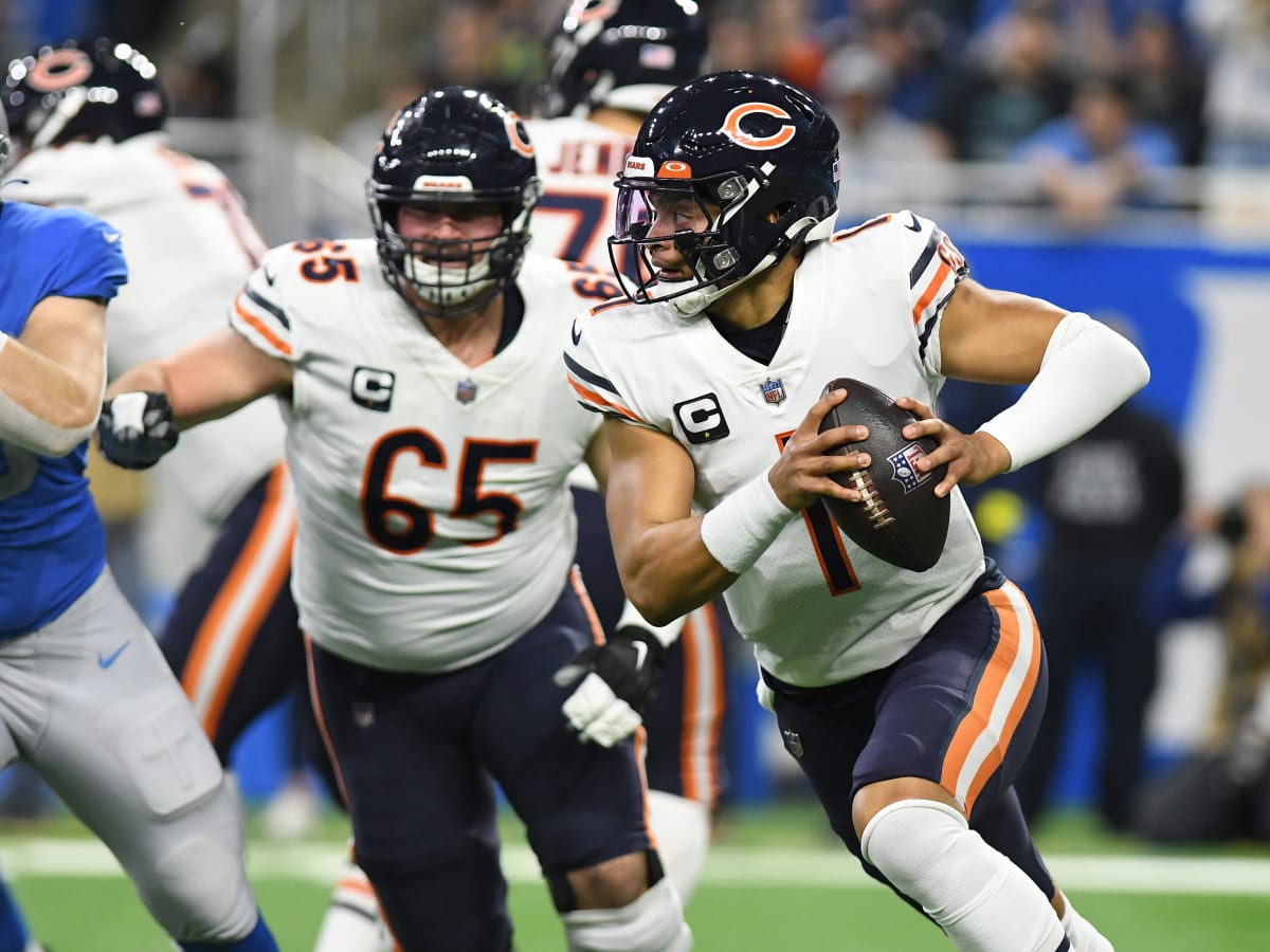 Chicago Bears put Braxton Jones on IR with neck injury - Sports Illustrated Chicago  Bears News, Analysis and More