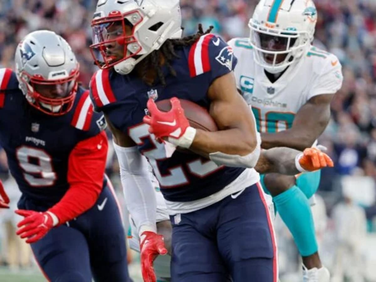 Miami Dolphins Handle New England Patriots in Week 1: The Five Biggest  Plays - Sports Illustrated Miami Dolphins News, Analysis and More