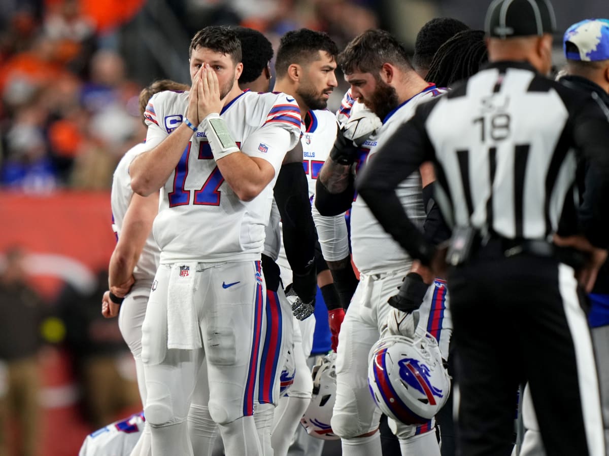 Play for 3  An inspiring message and positive update on Damar Hamlin  uplifts Bills players, coaches, and staff