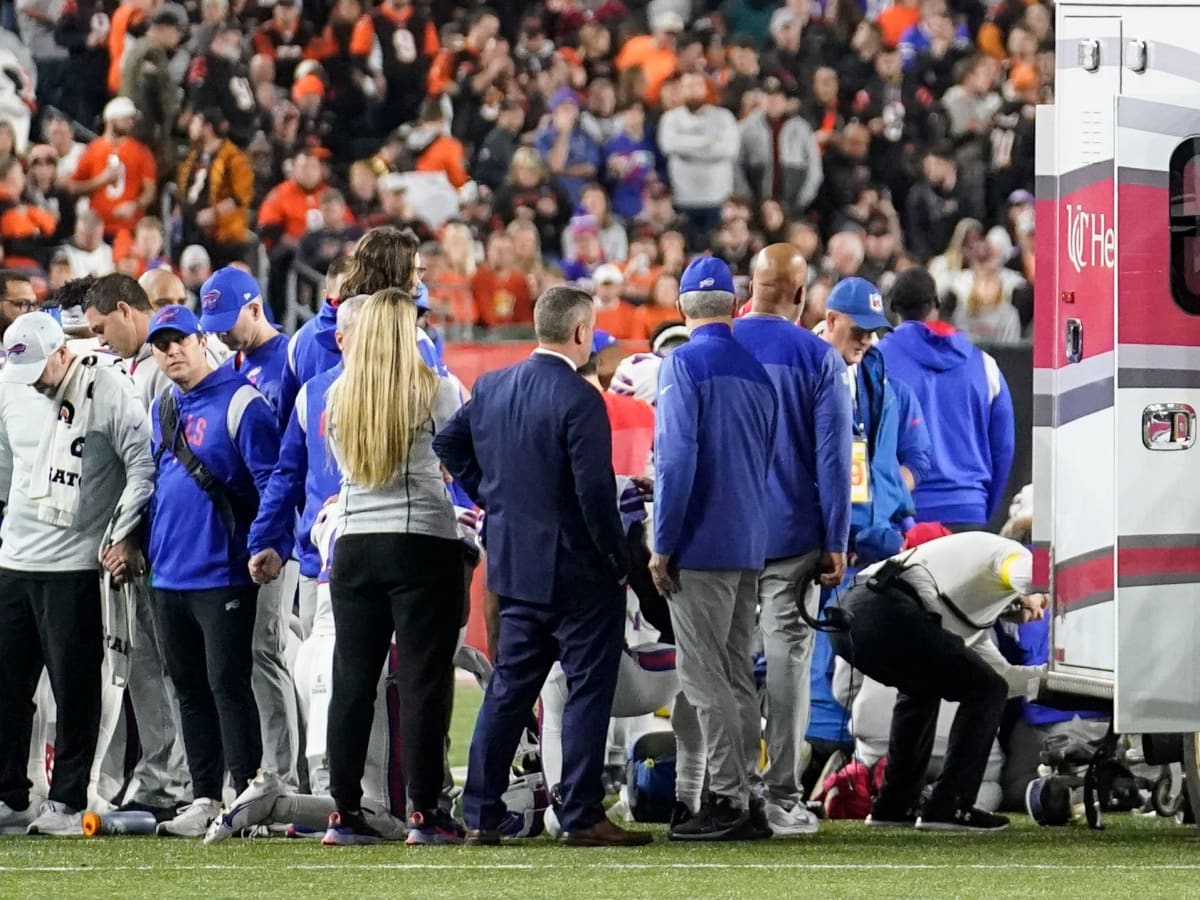 Despite Damar Hamlin's return, an end to the Bills' emotional season -  Sports Illustrated