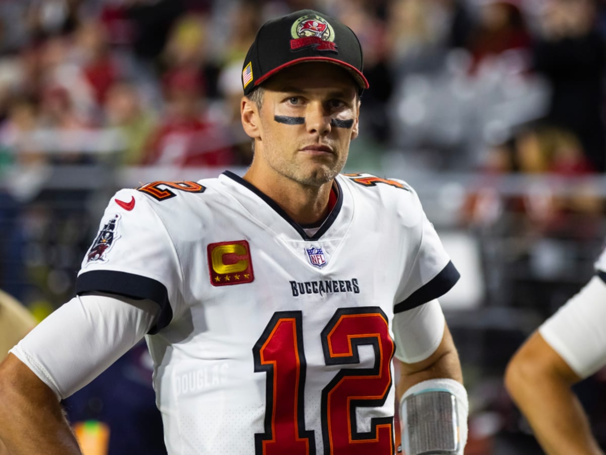 NFL Week 18 early predictions, picks: Buccaneers vs. Falcons, more