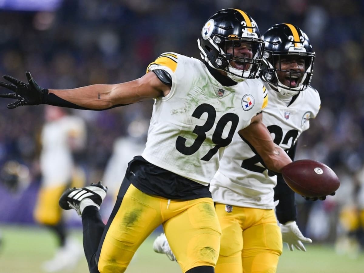 Steelers playoff hopes still alive but odds are long