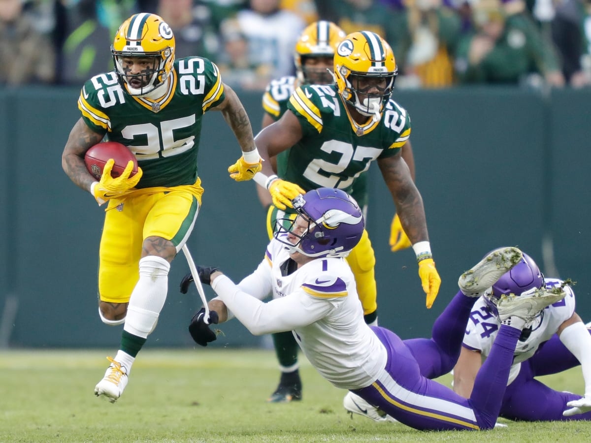 Dillon held back by security attempting Lambeau Leap