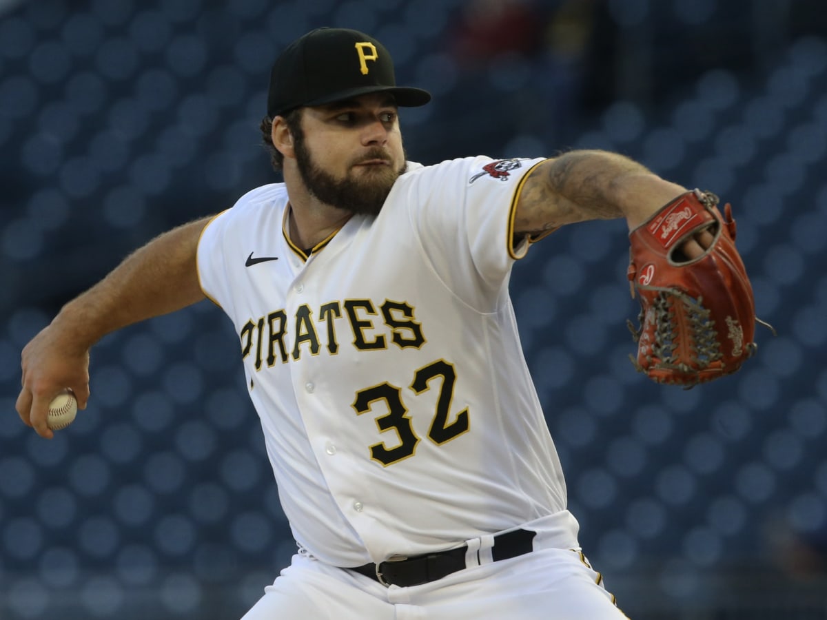 Brewers acquire Pirates pitcher Bryse Wilson for cash