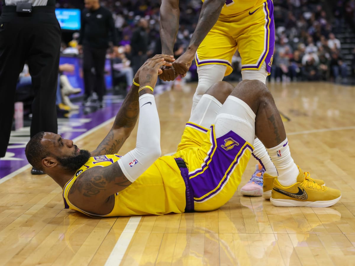 Lakers Injury News: LeBron James out vs. Heat with non-COVID