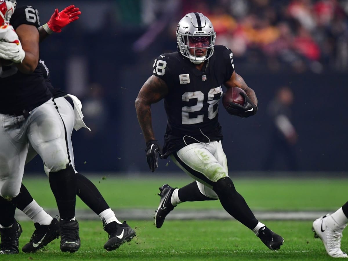 Raiders RB Josh Jacobs bulldozes Texans in 38-20 victory