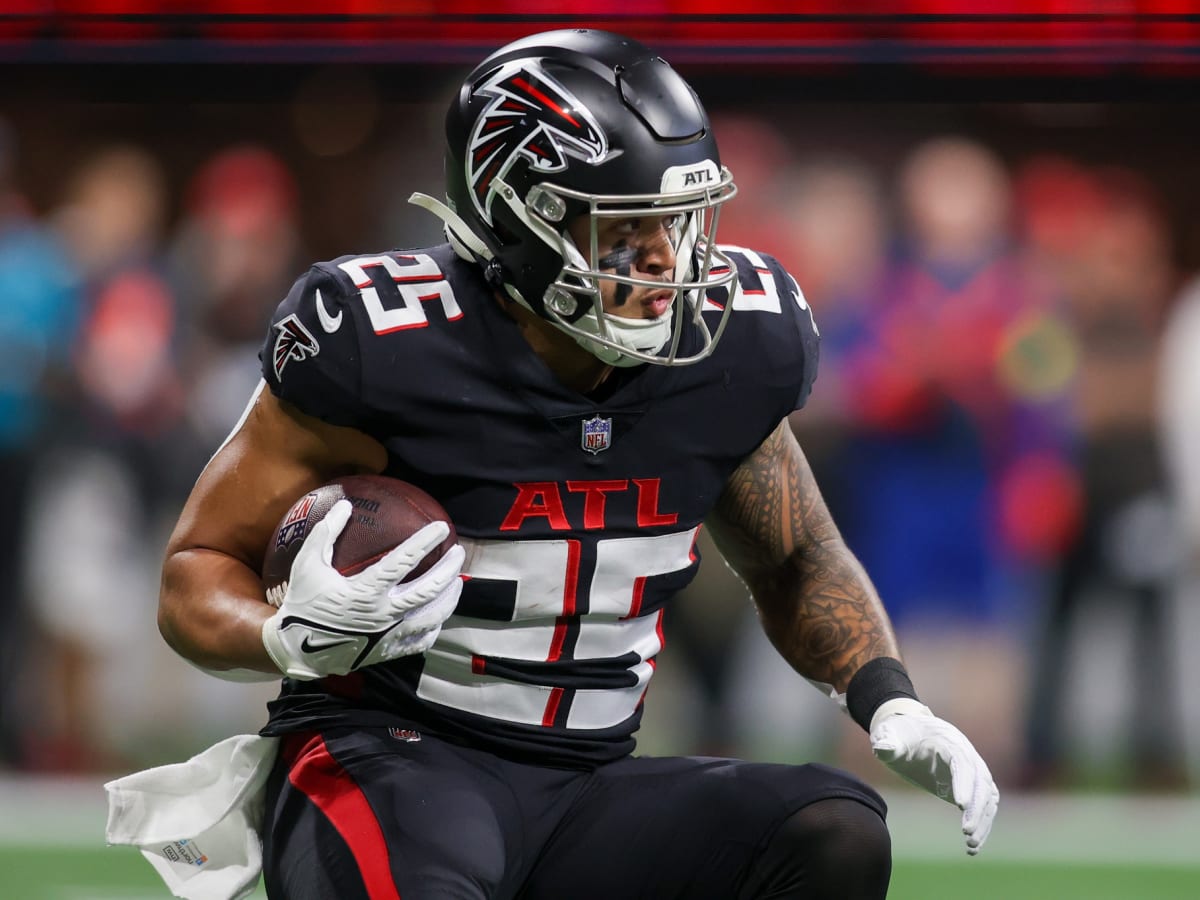 Former BYU RB Finds Paydirt For First TD Of 2023 NFL Season