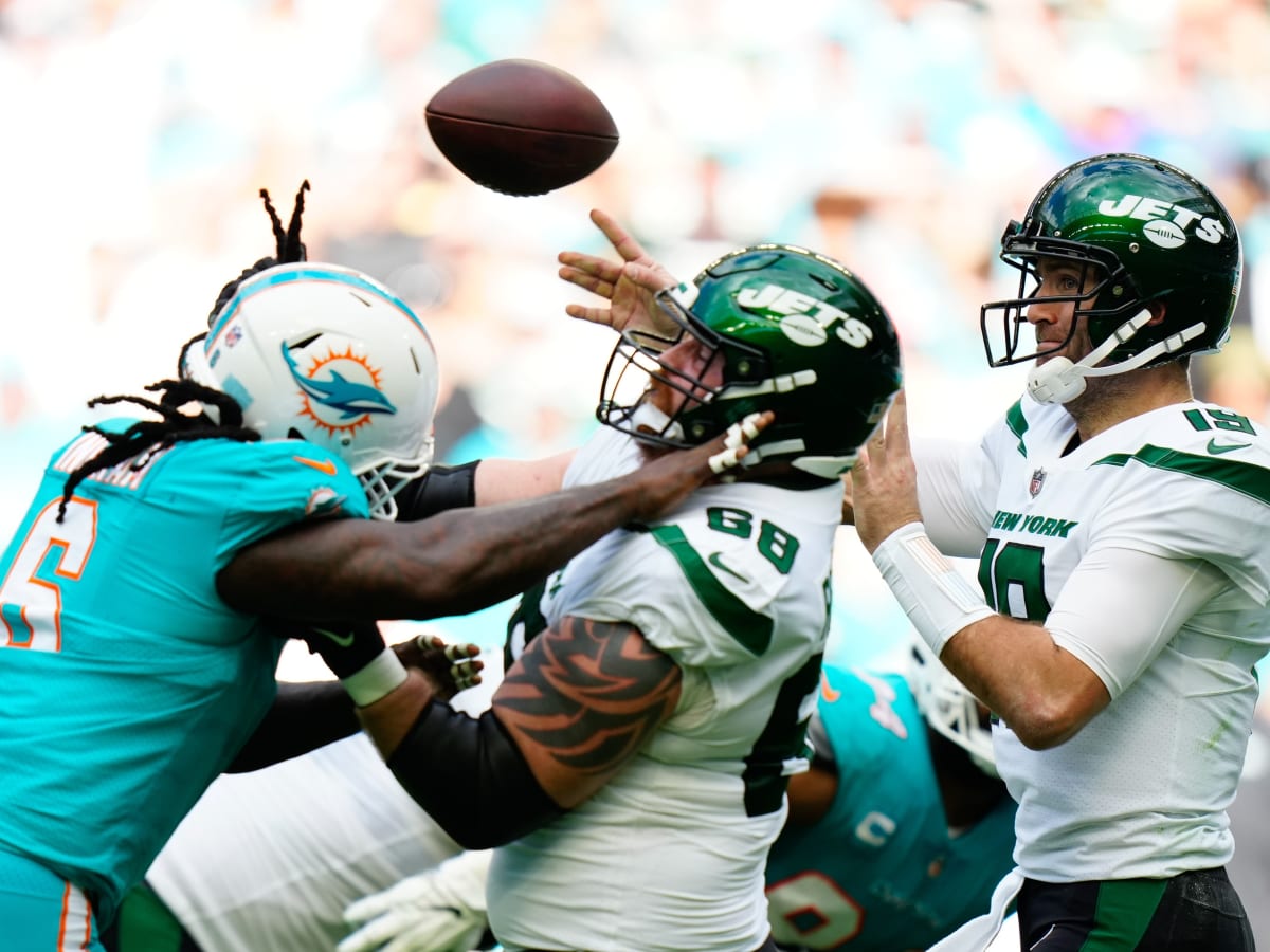 NY Jets lose to Miami Dolphins in last game of the season