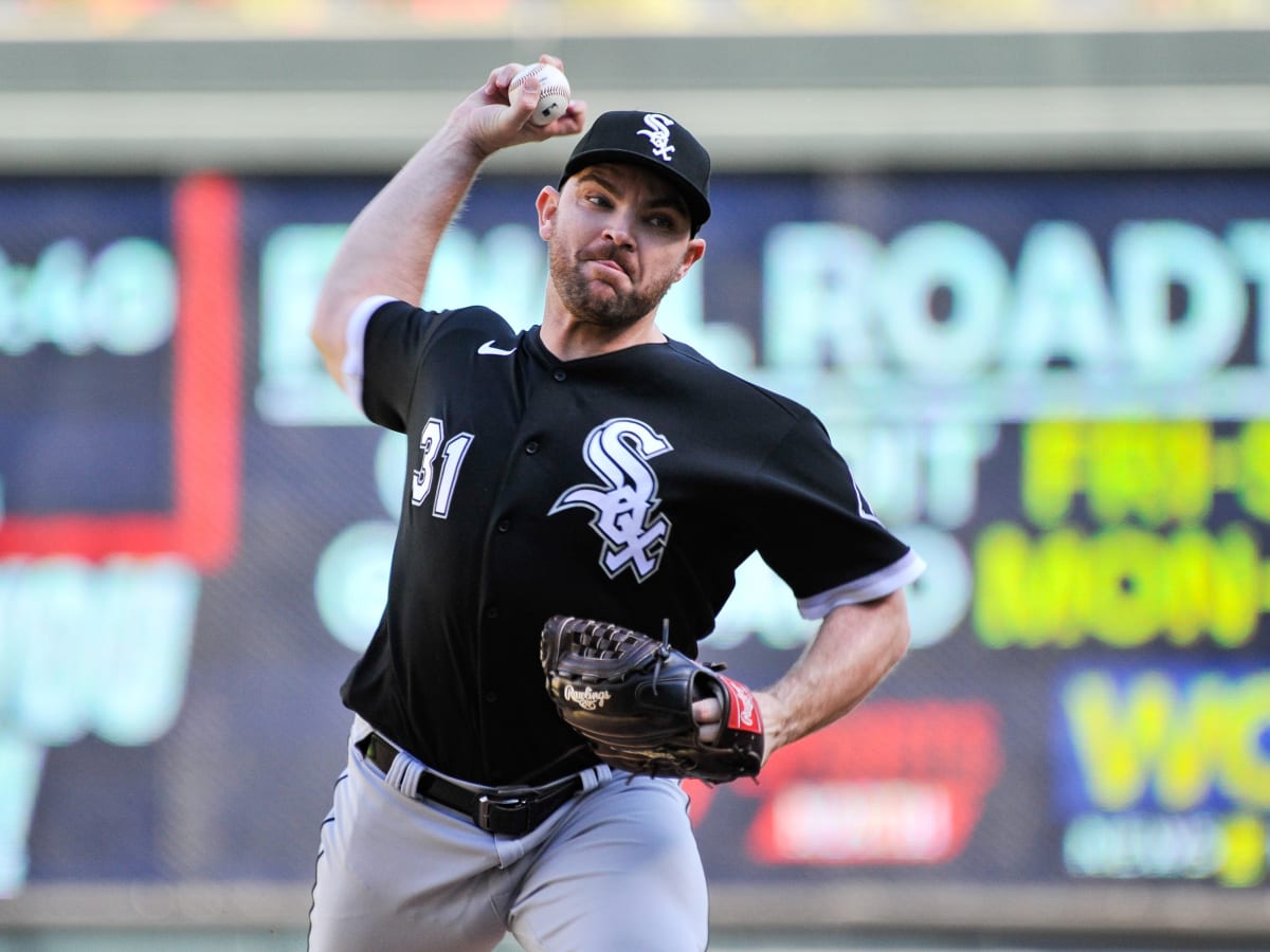 Liam Hendriks pumped three fastballs by cancer 👏 #emotional