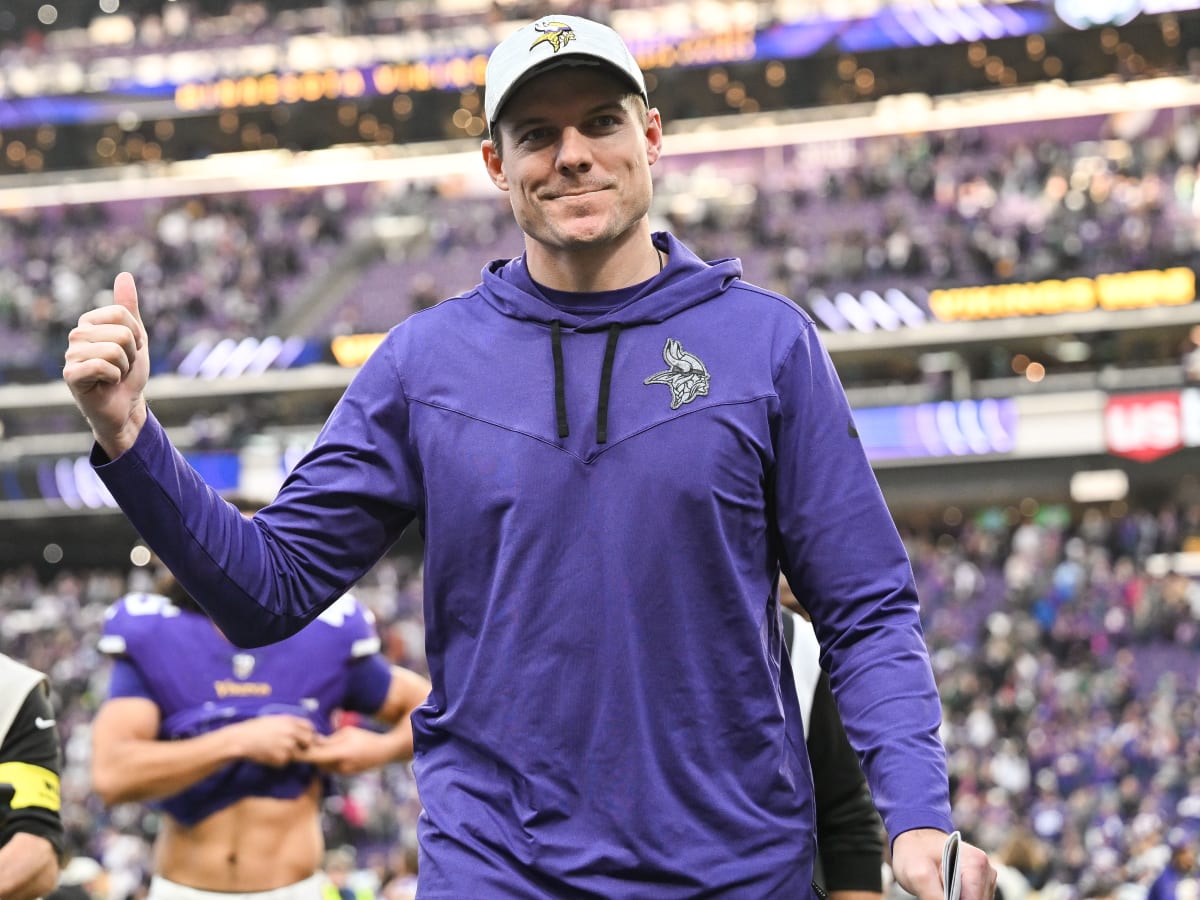 Brian Murphy: The 2022 Vikings and the temple of playoffs - Sports  Illustrated Minnesota Sports, News, Analysis, and More