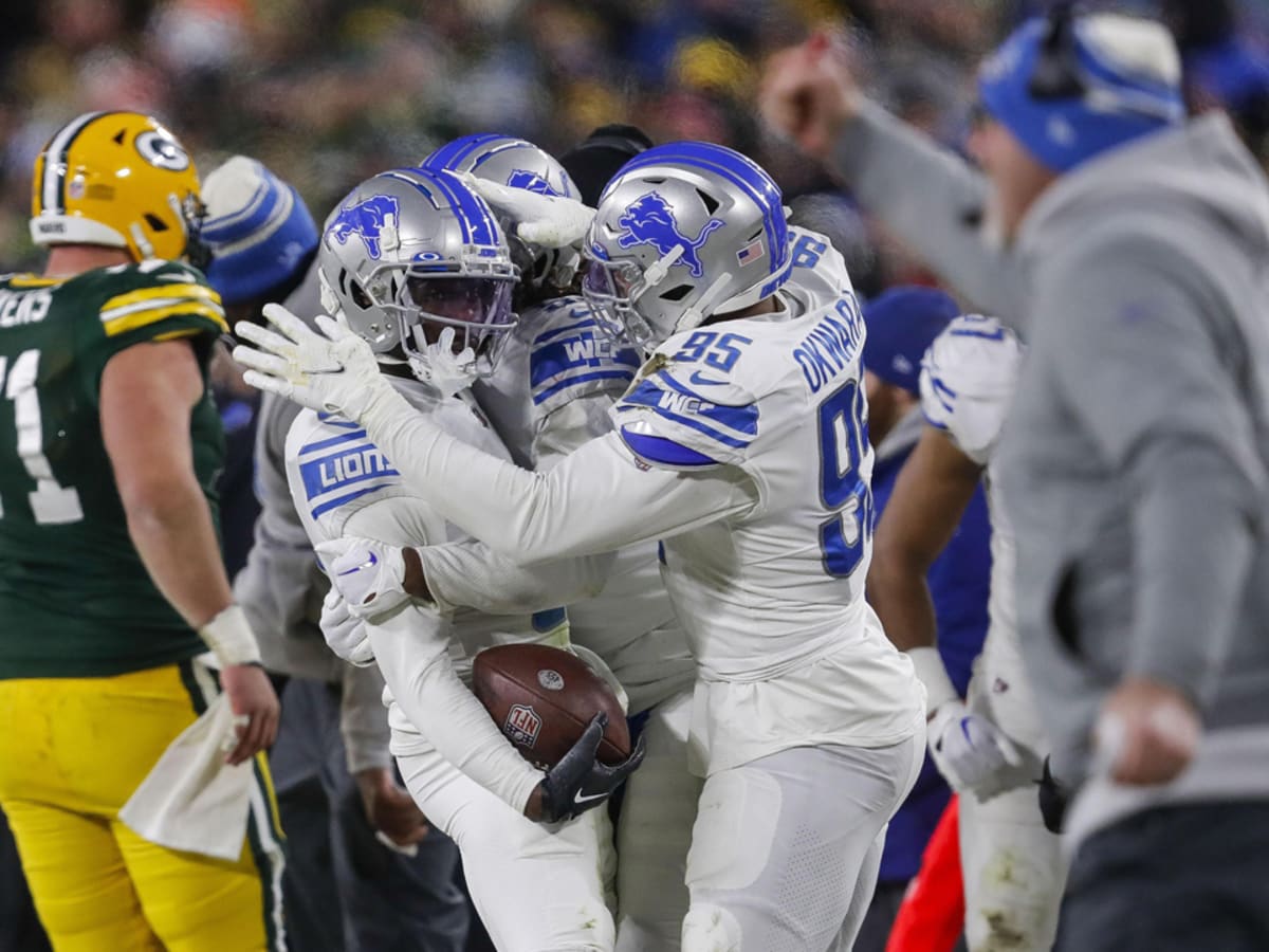 Jamaal Williams dedicates game ball to great-grandfather in