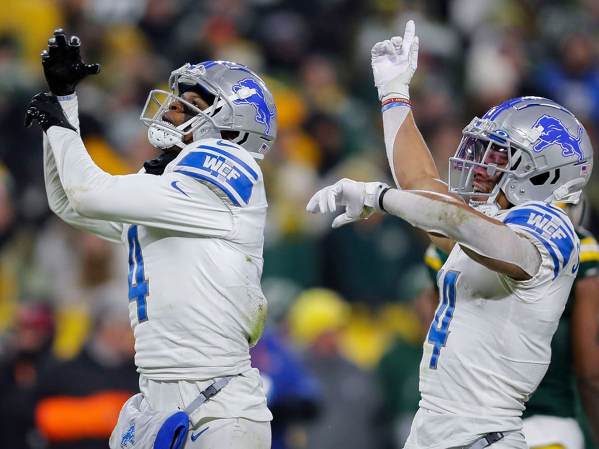 Ridiculous' Penei Sewell moves back to right tackle for Detroit Lions 