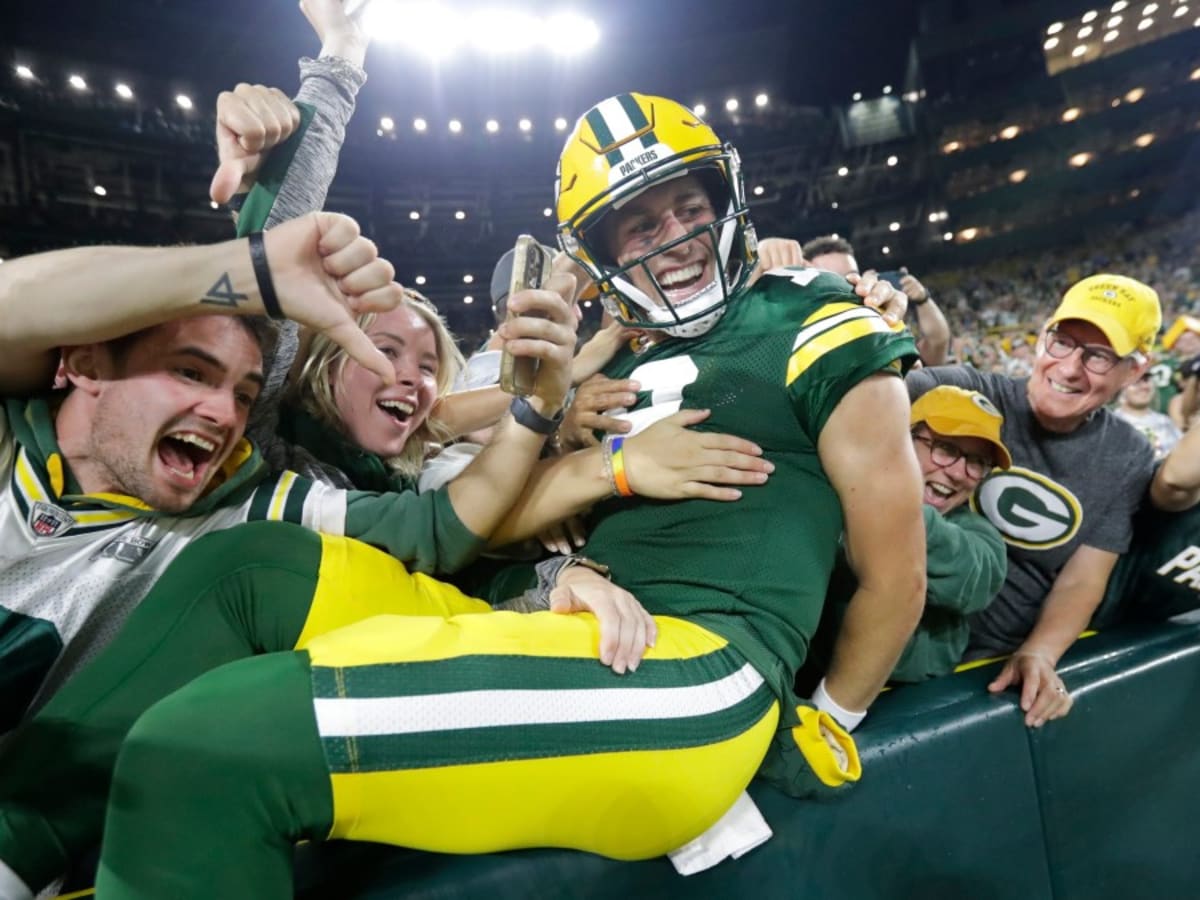 Tennessee Titans linebacker David Long Jr. (51) before an NFL football game  against the Green Bay Packers Thursday, Nov. 17, 2022, in Green Bay, Wis.  (AP Photo/Jeffrey Phelps Stock Photo - Alamy