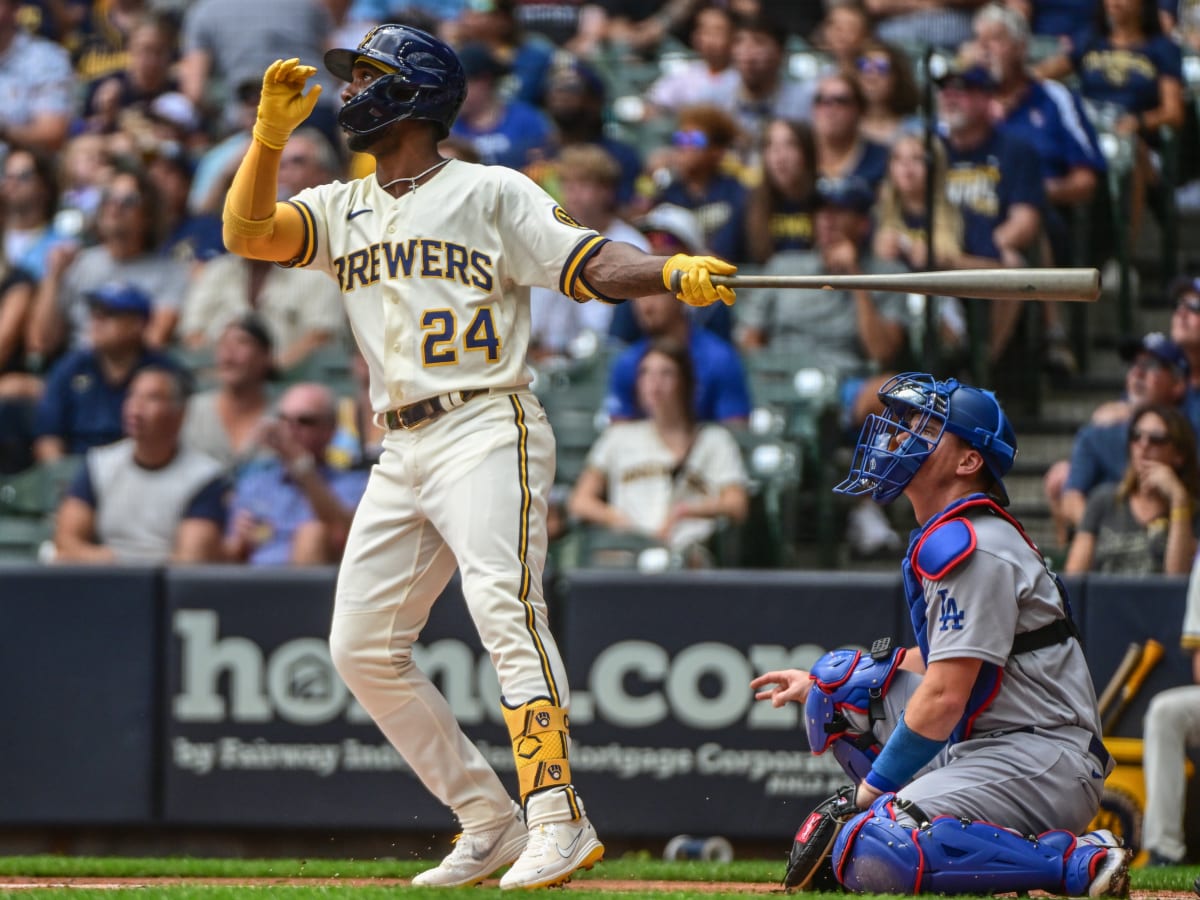 Brewers Bolster Offense By Adding Former MVP Andrew McCutchen