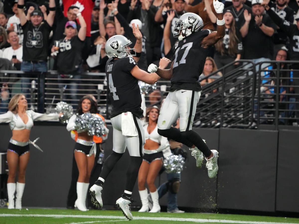 Raiders News: Derek Carr, Davante Adams, Maxx Crosby named best