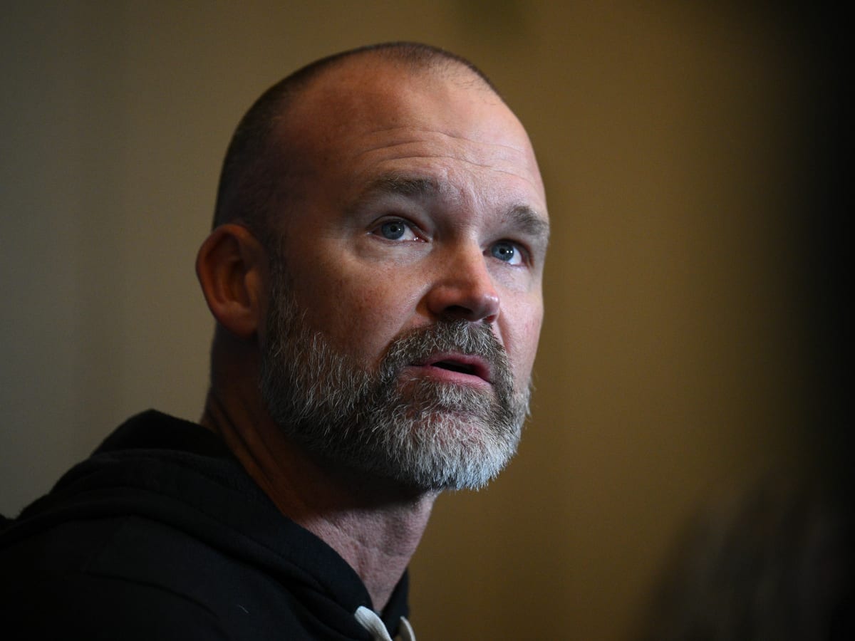 Cubs Hire Former Catcher David Ross As New Manager; Ink 3-Year Deal - CBS  Chicago