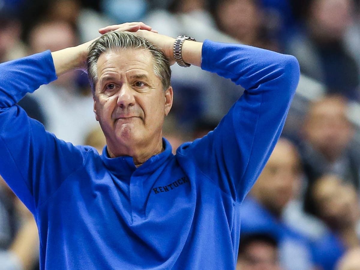 John Calipari Under Fire for Halftime Interview With Holly Rowe - Sports  Illustrated