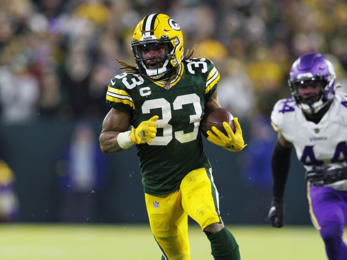 Despite Fumbles, Packers RB Aaron Jones Ranks Among NFL's All-Time Greats -  Sports Illustrated Green Bay Packers News, Analysis and More