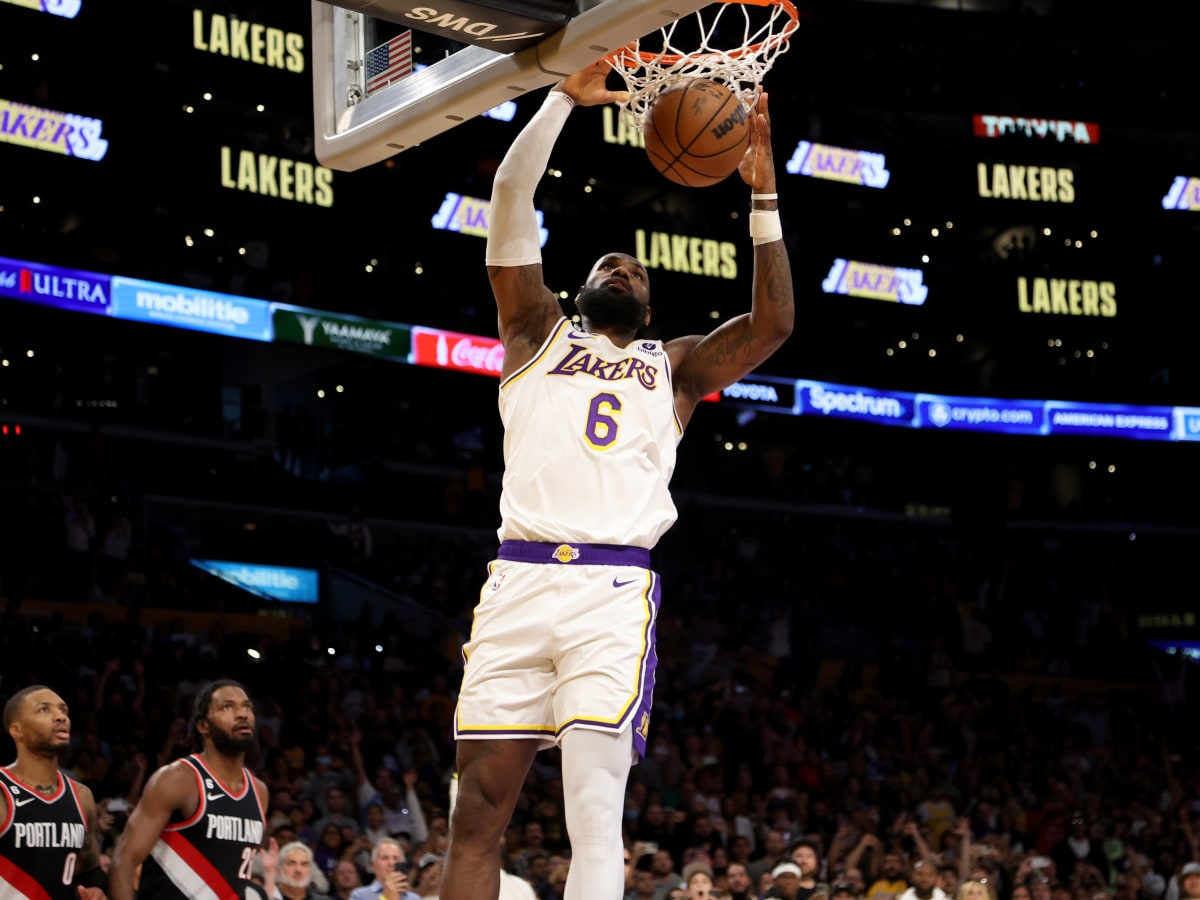 LeBron James injury update: Lakers Star will play Monday vs. Trail Blazers  - DraftKings Network