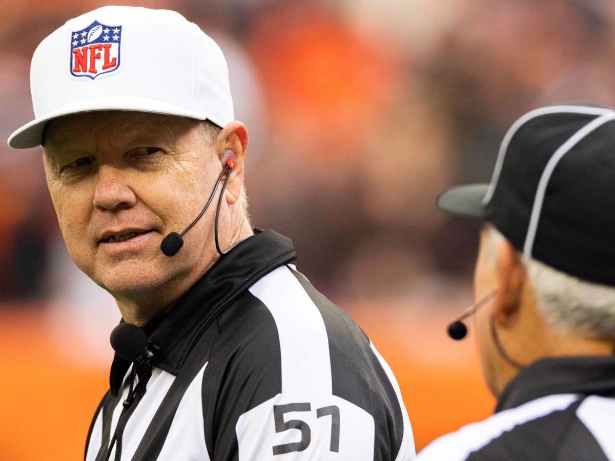 Super Bowl LVII referee Carl Cheffers likes to throw the penalty flag -  Sports Illustrated