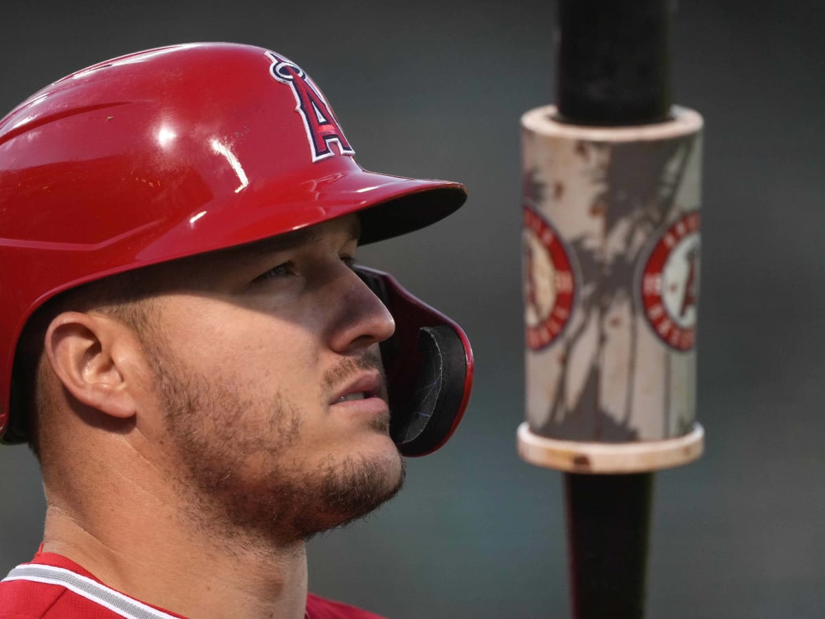 Angels OF Mike Trout hits one to the moon at Top Golf in Scottsdale