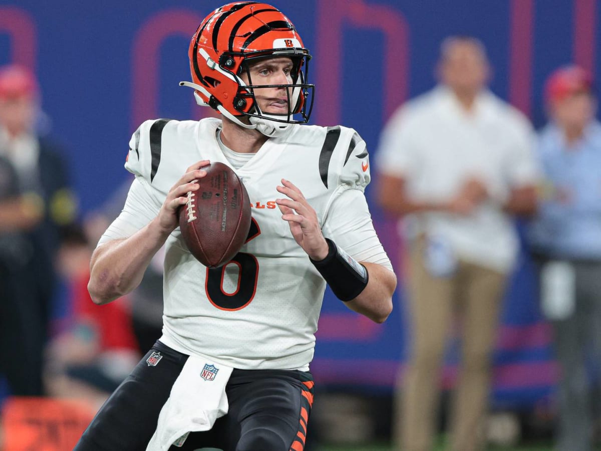 Cincinnati Bengals quarterback Jake Browning (6) warms up prior to the  start of an NFL football game against the Cleveland Browns, Sunday, Jan. 9,  2022, in Cleveland. (AP Photo/Kirk Irwin Stock Photo - Alamy