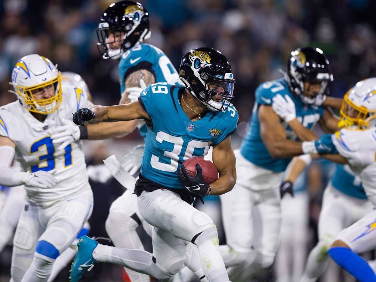 Jags' Agnew active for wild-card game vs. Chargers