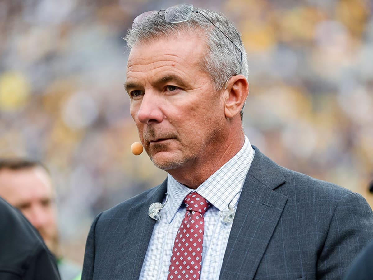 Urban Meyer returns to coaching, jumps to NFL with hiring by