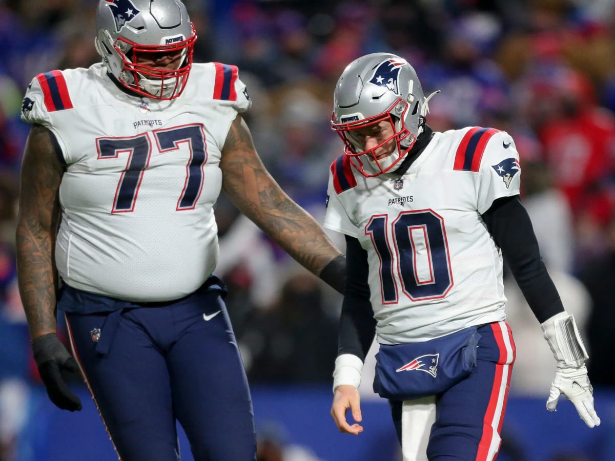 Patriots OT Trent Brown Defends Mac Jones, 'I Love Him'