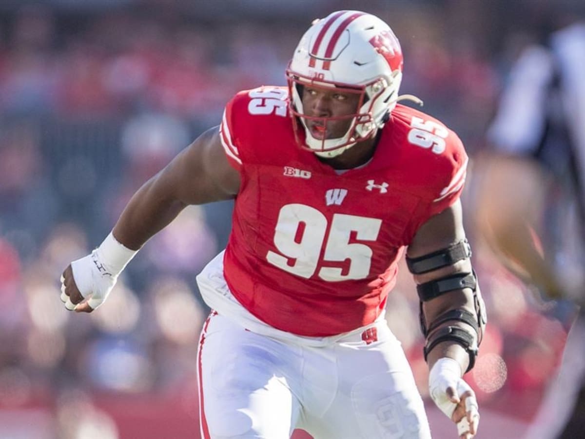 2023 NFL Draft: Wisconsin Badgers DL Keeanu Benton scouting report -  Bucky's 5th Quarter