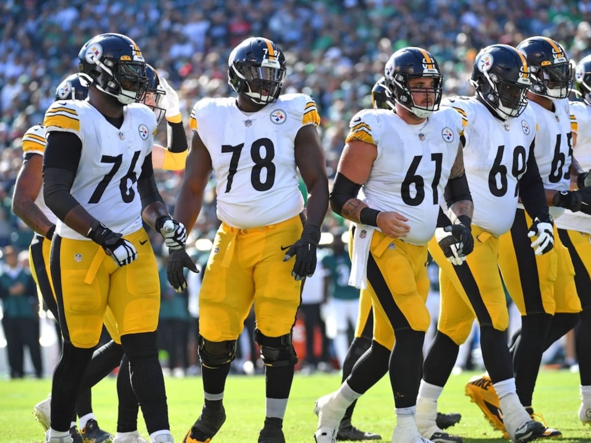 Steelers offense plots a path forward without Smith-Schuster