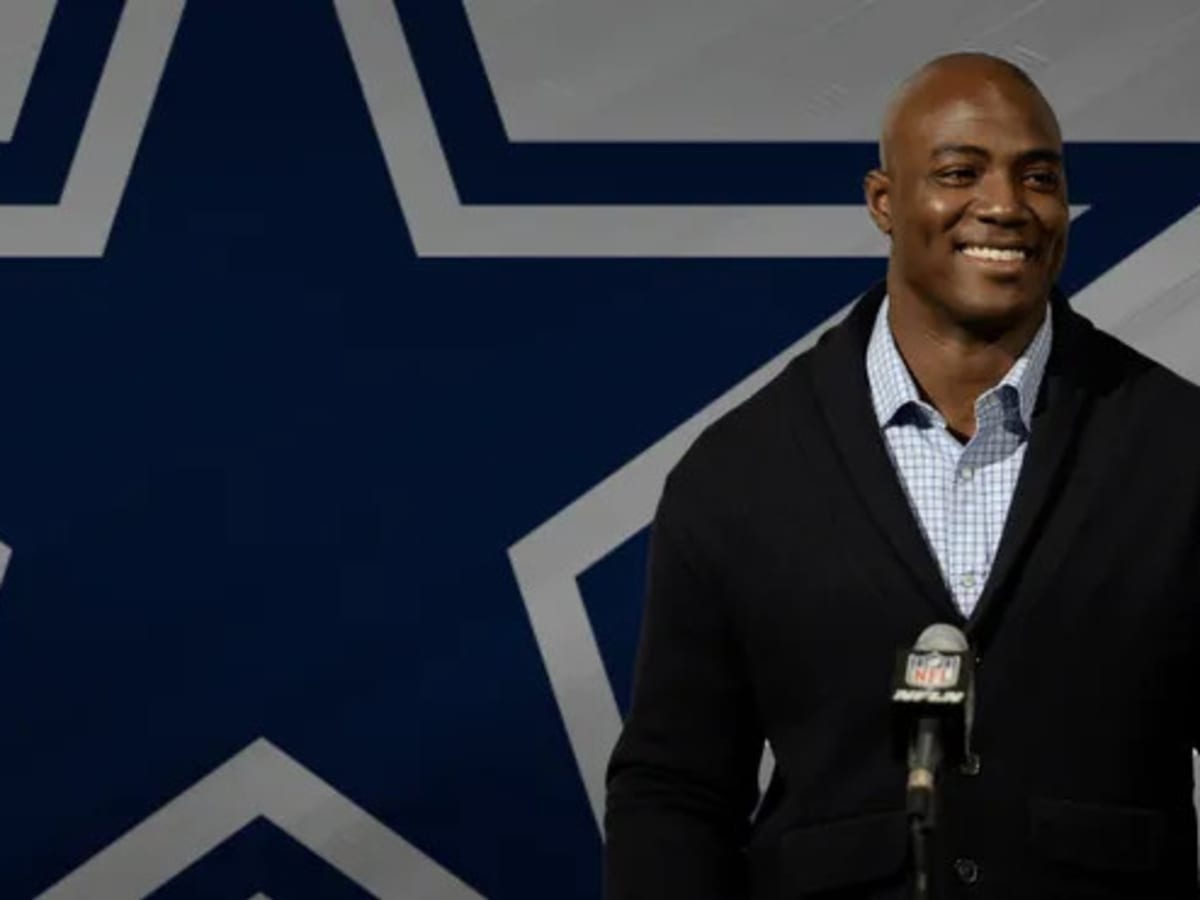 DeMarcus Ware had the coolest reason for singing the national anthem