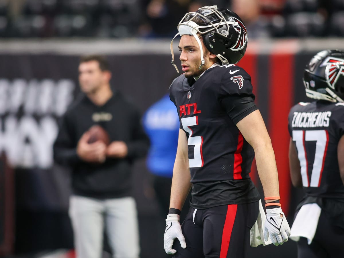 USC Trojans - FIRST LOOK: Drake London in an Atlanta Falcons uniform!  #USCtotheNFL