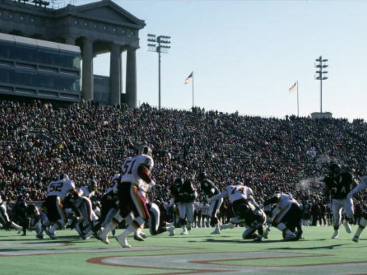 Mike Tomczak Photo Chicago Bears v Eagles Fog Bowl Game 1988 NFC