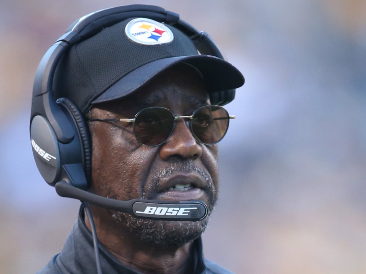 Longtime Steelers assistant John Mitchell retiring at 71