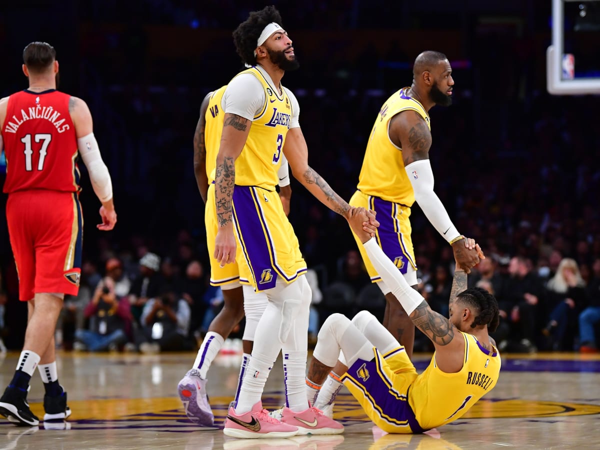 New-look LA Lakers battle defensively deficient Golden State Warriors
