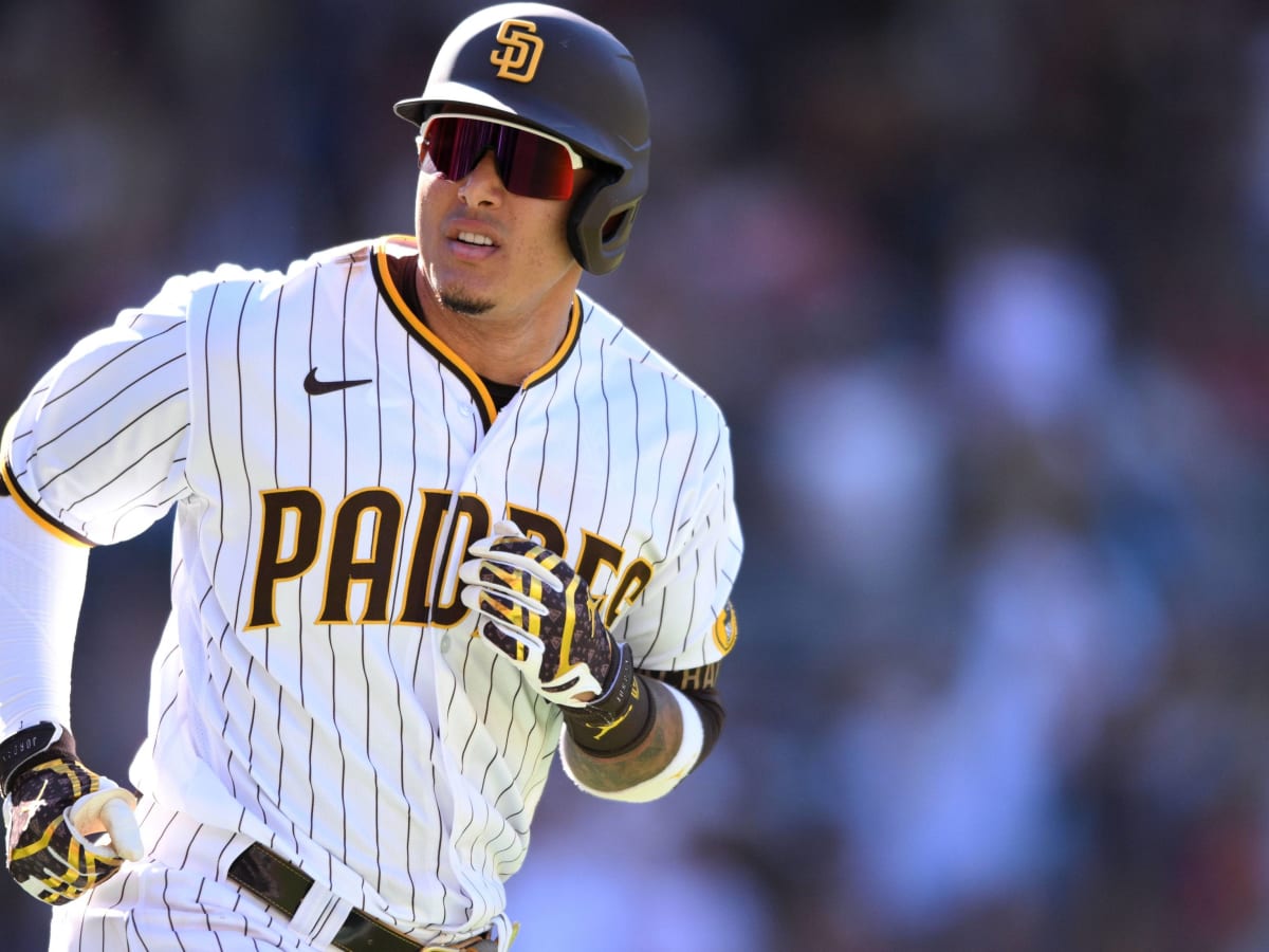 Padres' Manny Machado says he will opt out of contract; third